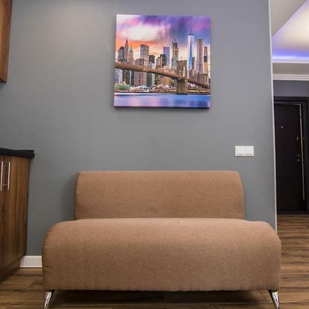 Lux Apartment Near Arena City Kiev Exterior foto