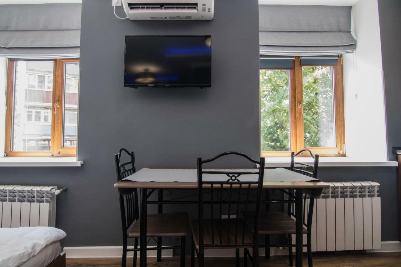 Lux Apartment Near Arena City Kiev Exterior foto